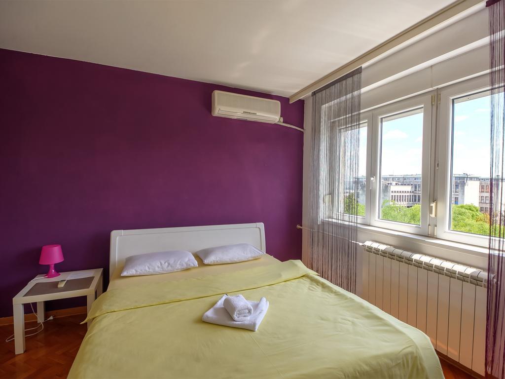 Sat Apartment *